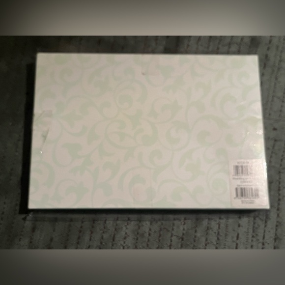 OFFERS! C.R. Gibson Collections Wedding Guest Book - Picture 7 of 8